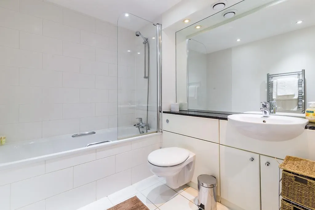Hideout By Austin David Apartments Londres Habitación en casa particular